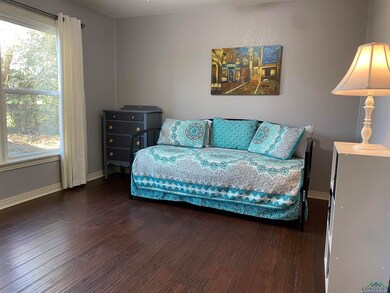 601 Turner St, Kilgore, TX 75662 - photo 5