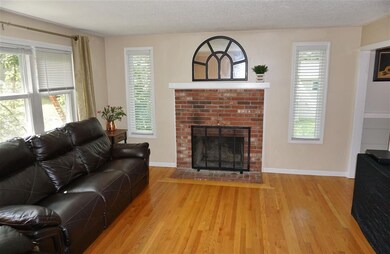 14 Lamplighter Dr, Nashua, NH 03064 - photo 5