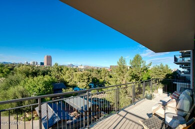 208 W PORTLAND ST 460