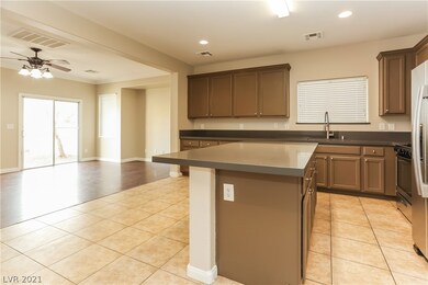 6544 Delicate Petal Ct, Las Vegas, NV 89149 - photo 4