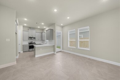 8320 Sunnyhill St, Houston, TX 77088 - photo 5