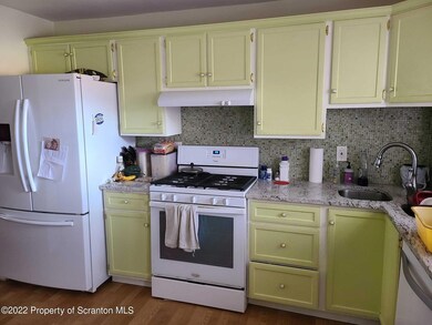 1436 W 1438 Locust St, Scranton, PA 18504 - photo 5