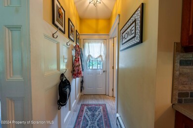 2727 Ledge Dr, Clarks Summit, PA 18411 - photo 5