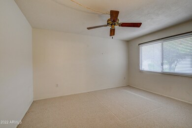 10611 W Highwood Ln, Sun City, AZ 85373 - photo 7