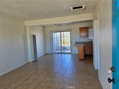 73636 Cactus Dr unit A, Twentynine Palms, CA 92277 - photo 2