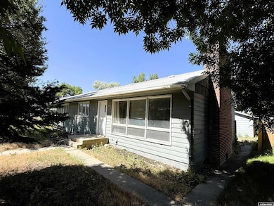 408 S 16th St, Worland, WY 82401 - photo 2