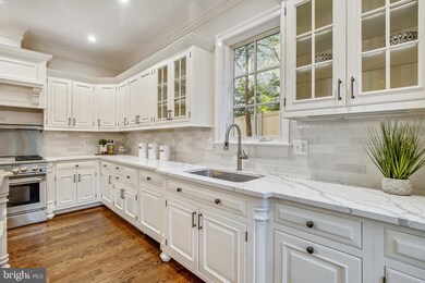 3414 N Albemarle St, Arlington, VA 22207 - photo 4