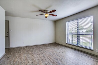 4710 Munger Ave unit 202, Dallas, TX 75204 - photo 4