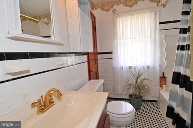 1253 Elm Rd, Halethorpe, MD 21227 - photo 6