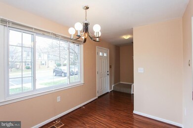 17719 Lochness Cir, Olney, MD 20832 - photo 6