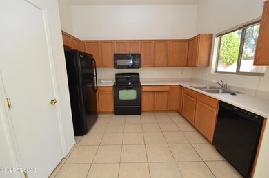 664 S Painted River Way, Vail, AZ 85641 - photo 4