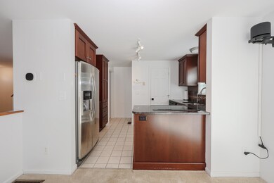 4 Arabian Ct unit B, Goffstown, NH 03045 - photo 5