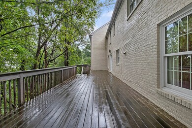 Spacious Rear Deck perfect for warm weather season