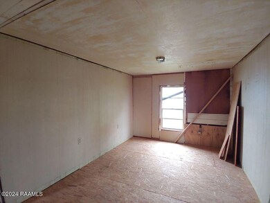 6 Dining area