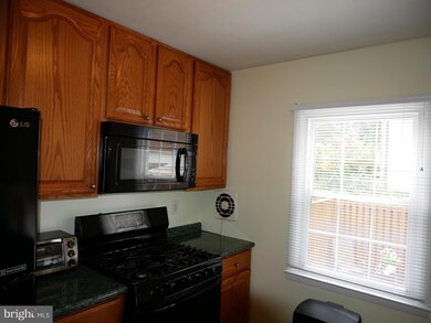 102 Walgrove Rd, Reisterstown, MD 21136 - photo 4