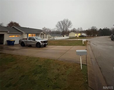 108 Grand Central Dr, Union, MO 63084 - photo 5