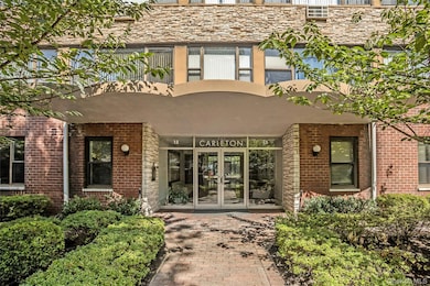 15 Hill Park Ave unit 1C, Great Neck, NY 11021 - photo 5