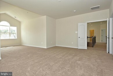 7211 Autumn Blaze Ct, Clinton, MD 20735 - photo 6