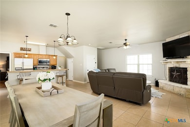 1526 Bonnyview Dr, Canyon Lake, TX 78133 - photo 7