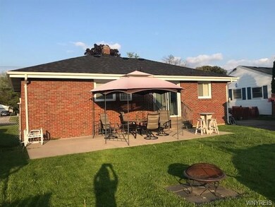 1352 Moll St, North Tonawanda, NY 14120 - photo 2