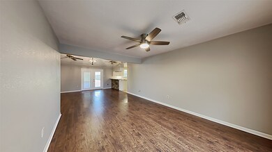 11710 Kirkway Dr, Houston, TX 77089 - photo 4