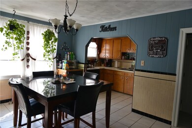 92 Rhode Island St unit 1, Cranston, RI 02920 - photo 2