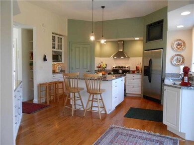 Kitchen. Is it true that the kitchen...