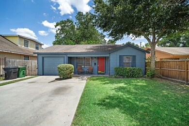 4816 Moore St, Houston, TX 77009 - photo 2