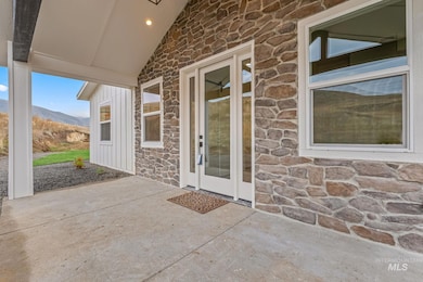 6 Margarets Way, Horseshoe Bend, ID 83629 - photo 3