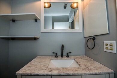 521 Cumberland Trail unit A, Roselle, IL 60172 - photo 3