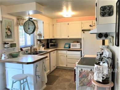 745 Flintlock Way, Weiser, ID 83672 - photo 2