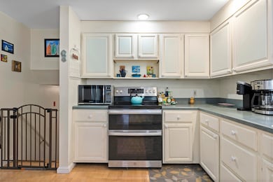 31 Stony Brook Ln, Yarmouth, ME 04096 - photo 6