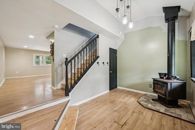 6828 Weymouth Rd, Mays Landing, NJ 08330 - photo 4