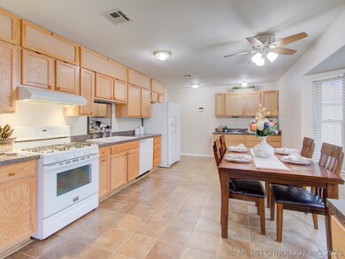 6452 S 32nd West Ave, Tulsa, OK 74132 - photo 3