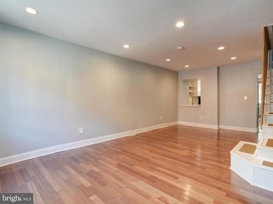 3258 Livingston St, Philadelphia, PA 19134 - photo 4