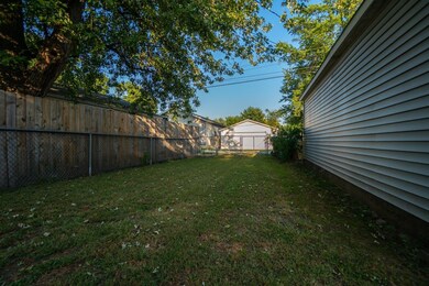 143 N Ernest St, Griffith, IN 46319 - photo 6