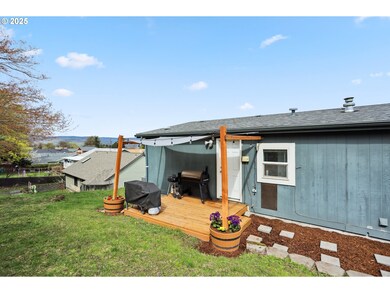 2420 E 17th St, the Dalles, OR 97058 - photo 6