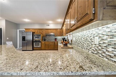 5525 Noland Rd, Shawnee, KS 66216 - photo 3