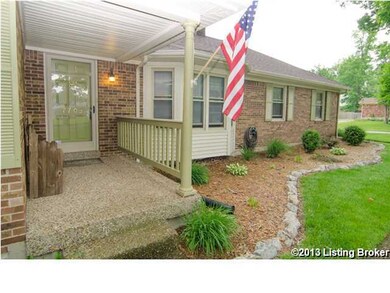 7705 Apple Valley Dr, Louisville, KY 40228 - photo 7