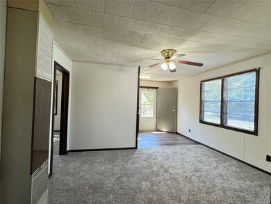 Dining Area 1