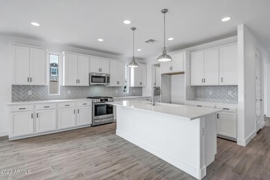 ENC 90 Kitchen 3