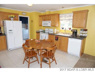 Spacious Eat In Kitchen