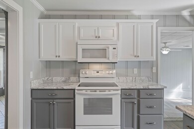 137 Butler St, Shelbyville, TN 37160 - photo 7