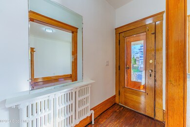 8 Stanwix St, Albany, NY 12209 - photo 5