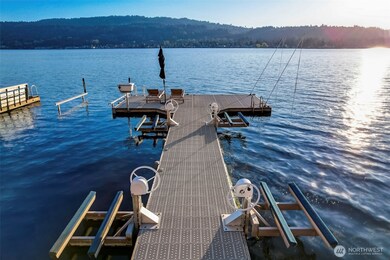 4013 E Lake Sammamish Shore Ln SE, Sammamish, WA 98075 - photo 5