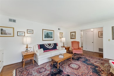 Formal Livingroom
