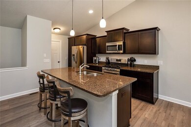 2805 54th St, Des Moines, IA 50310 - photo 7