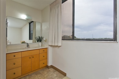 1st bathroom ensuite