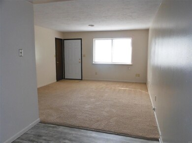 1102 Apache Dr, Collinsville, IL 62234 - photo 3