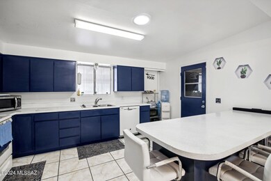 S Hildreth Ave-010